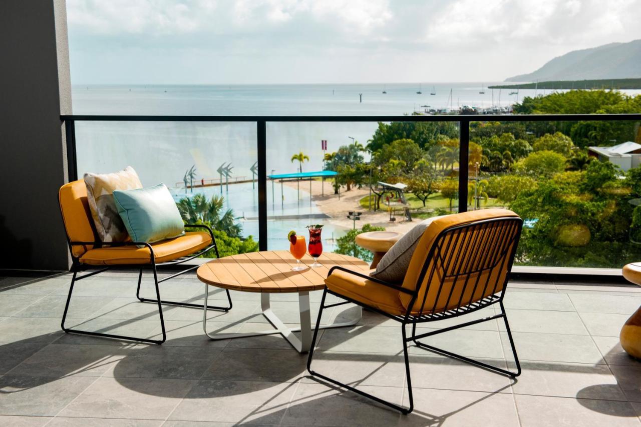 Oaks Cairns Hotel Bagian luar foto