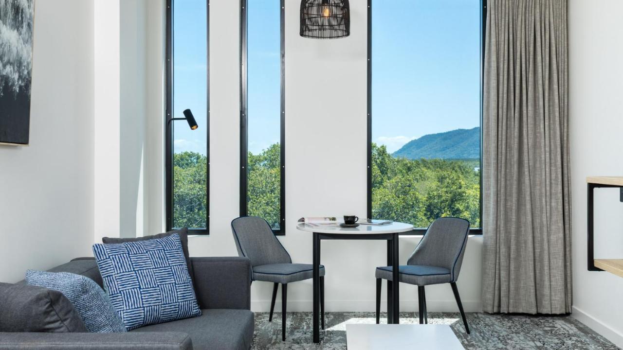 Oaks Cairns Hotel Bagian luar foto