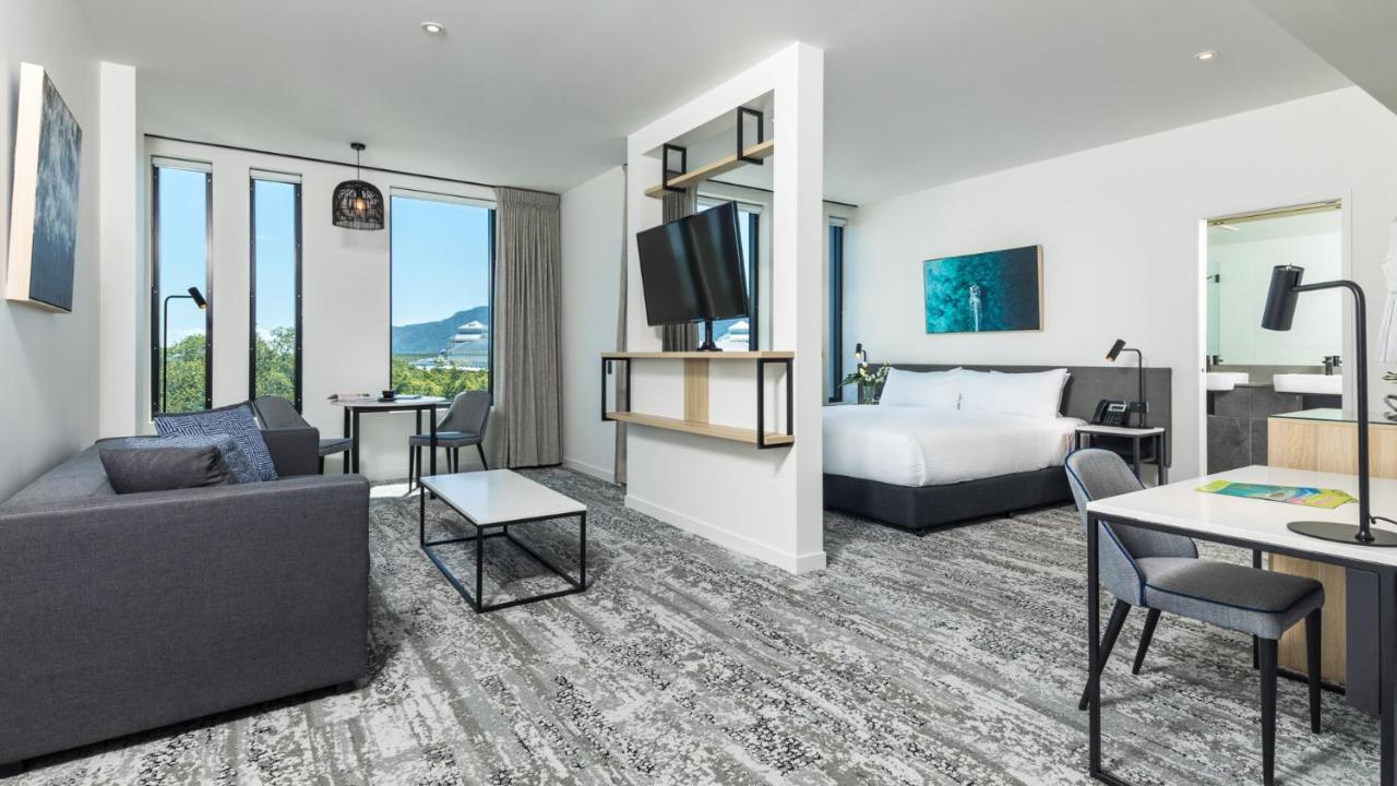 Oaks Cairns Hotel Bagian luar foto