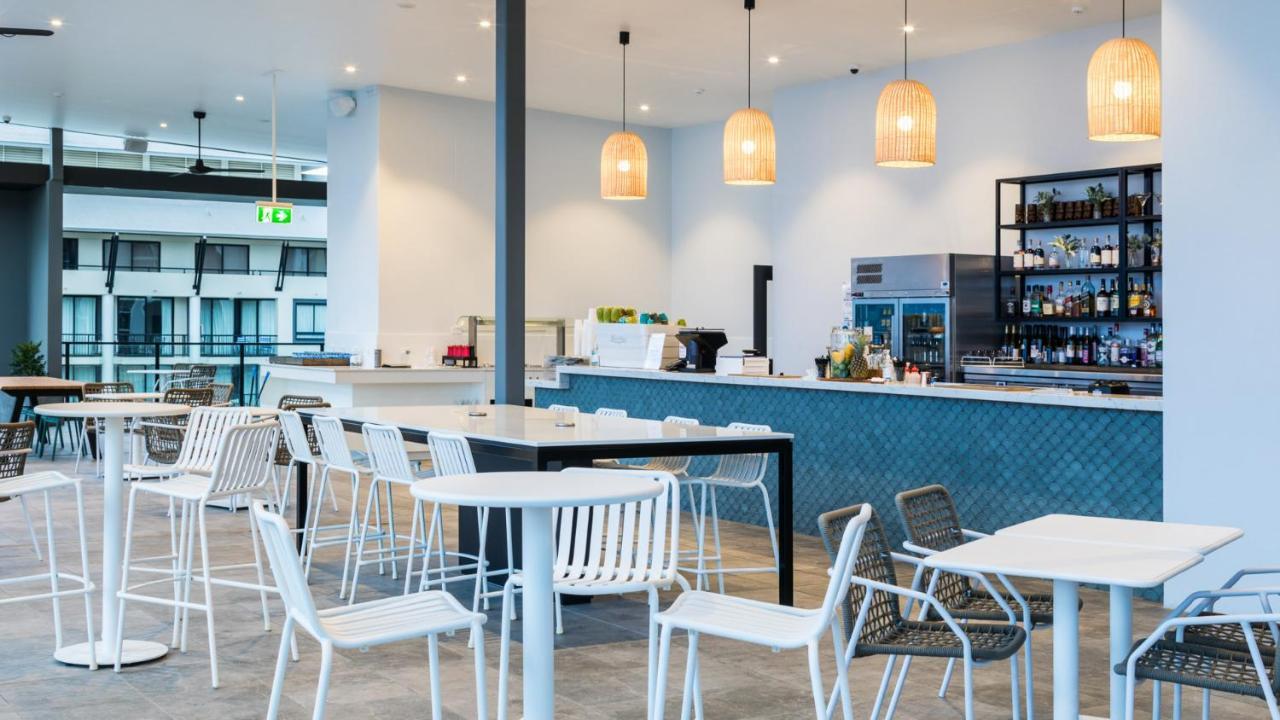 Oaks Cairns Hotel Bagian luar foto