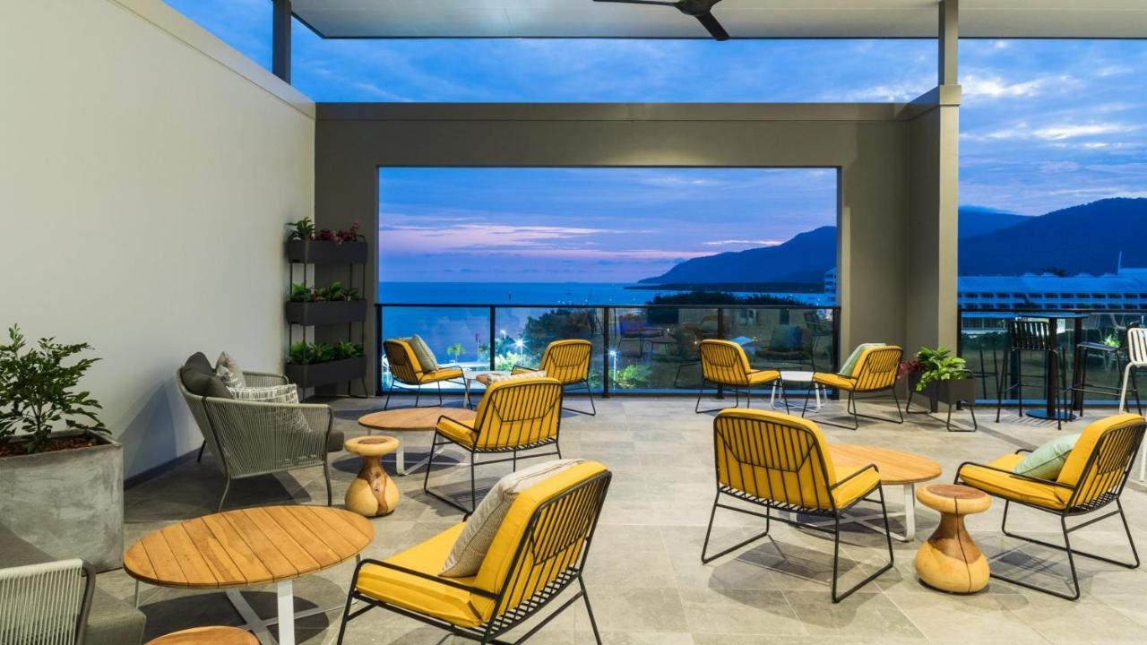 Oaks Cairns Hotel Bagian luar foto
