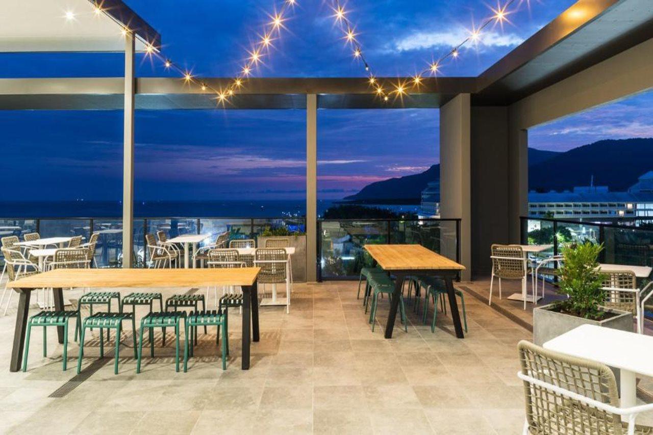 Oaks Cairns Hotel Bagian luar foto